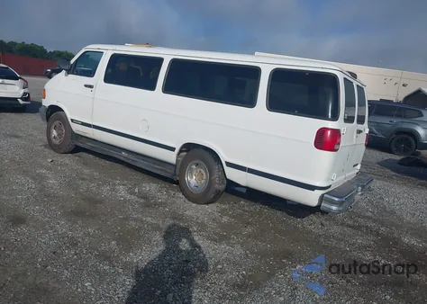 1999 Dodge Ram Wagon z USA, uszkodzony, nr VIN 2B5WB35Z6XK541889